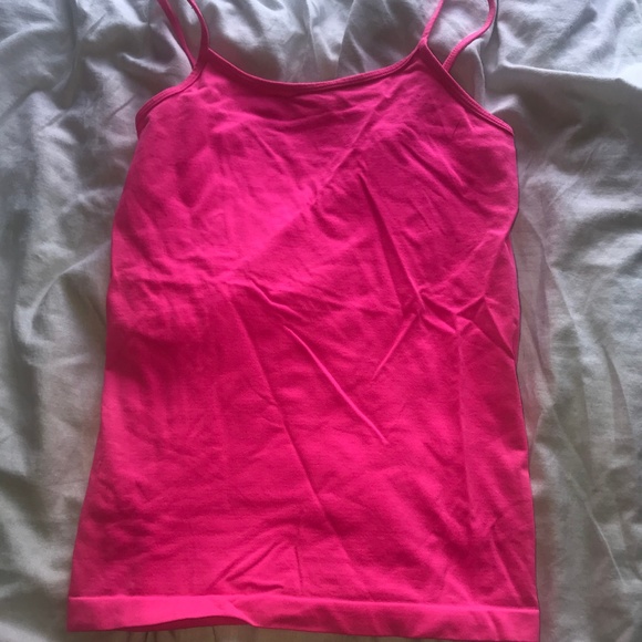Exercise tank top - Picture 1 of 1